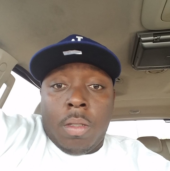 Profile Picture of Kenneth Shamburger (@kenneth_s) on Poshmark