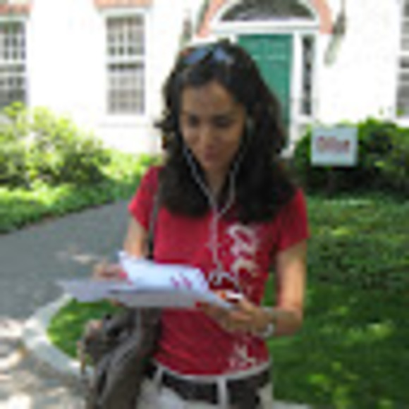 Profile Picture of Pallavi Shah (@pallavishah205) on Poshmark