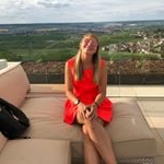 Profile Picture of Constance (@constancedupont) on Instagram