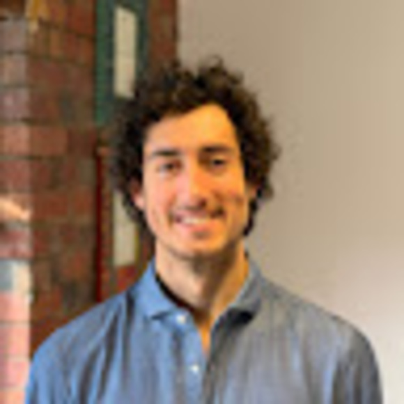 Profile Picture of Sebastián Acevedo (@sebasacv) on Poshmark