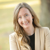 Profile Picture of Elizabeth Duggan (@lizdugz) on Youtube