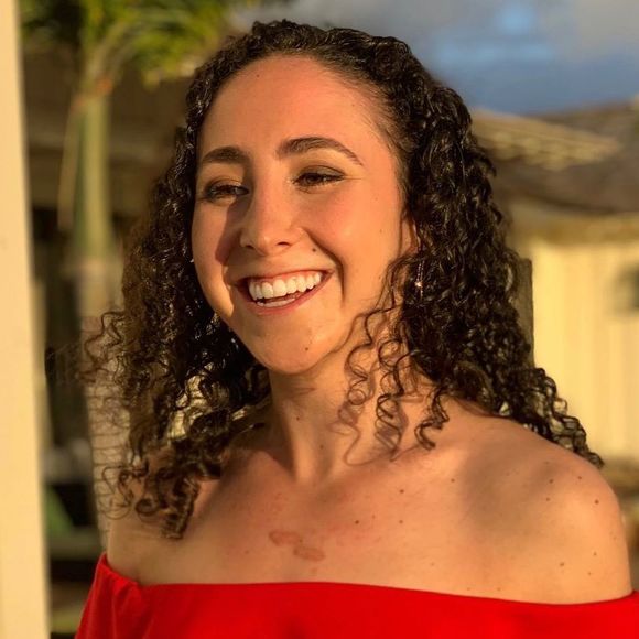 Profile Picture of Allie Zamarin (@luvdance494) on Poshmark