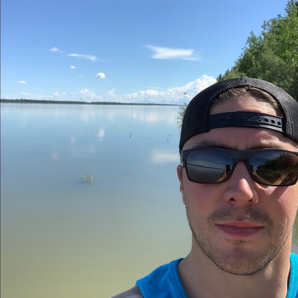 Kiel Krutko - Poshmark Profile Picture of Kiel Krutko (@kielkrutko) on Poshmark