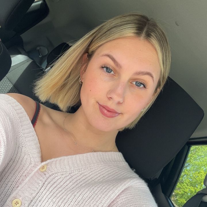 Profile Picture of Lola 🍒 (@lola.caseyy) on Tiktok