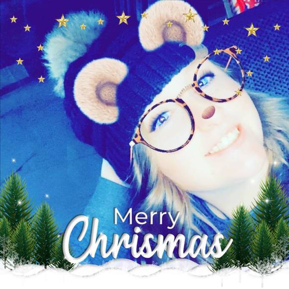 Profile Picture of Victoria Juncker (@vjuncker) on Poshmark