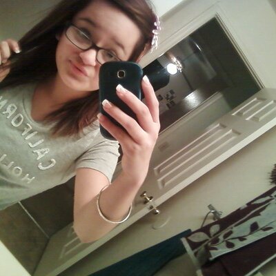 Mia Rojas - Twitter Profile Picture of Mia Rojas (@_miarojas) on Twitter