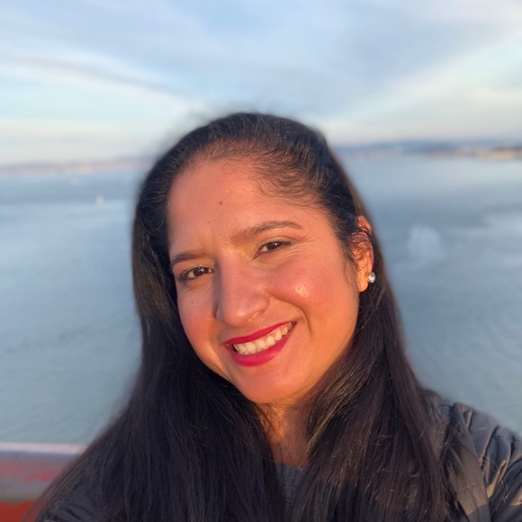 Profile Picture of Vianey Ramirez (@leslie_var1289) on Poshmark