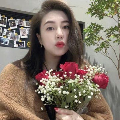Profile Picture of laurelmoses81 (@laurelmoses81) on Tiktok