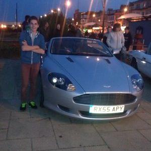 Profile Picture of #JamesBenstead (@James51067936) on Twitter