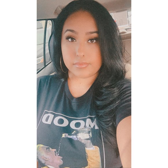 Profile Picture of Andrea Chaparro (@iiloveepandas) on Poshmark
