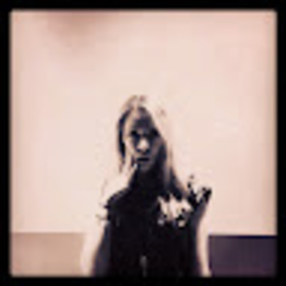 Profile Picture of Michelle Granzow (@granzowmichelle) on Poshmark