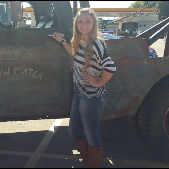 Marybeth Denfeld - Poshmark Profile Picture of Marybeth Denfeld (@mdenfeld13) on Poshmark