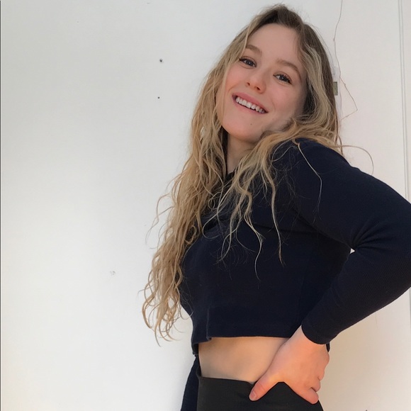 Profile Picture of Katherine Hackett (@katherinehacket) on Poshmark