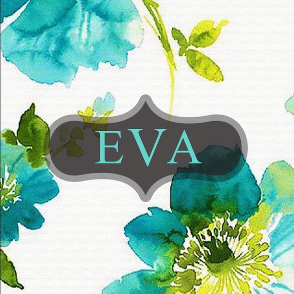 Profile Picture of Eva Gao (@itiseva) on Poshmark