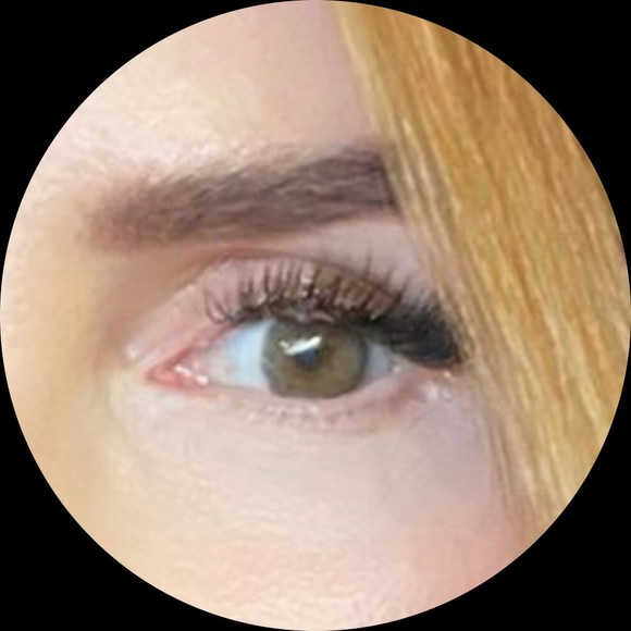 Profile Picture of Ann Skalski (@annskalski) on Poshmark