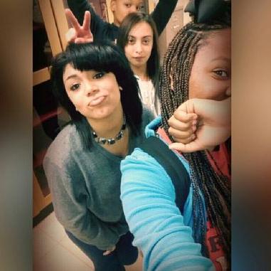 Profile Picture of Chaka Smith (@Xesssxo) on Twitter