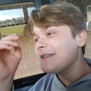 Profile Picture of Caleb Mayo (@RedPando7) on Twitter