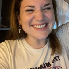 Profile Picture of Courtney Gabrielson (@cogabrielson) on Twitter