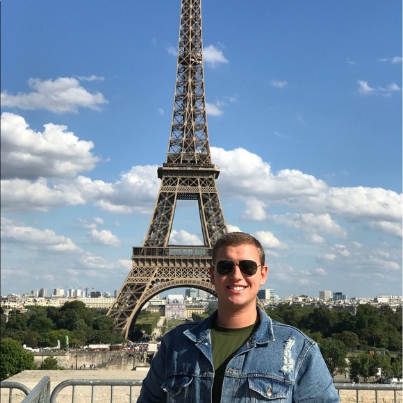 Profile Picture of Steven Rowland (@stevenrowland25) on Poshmark