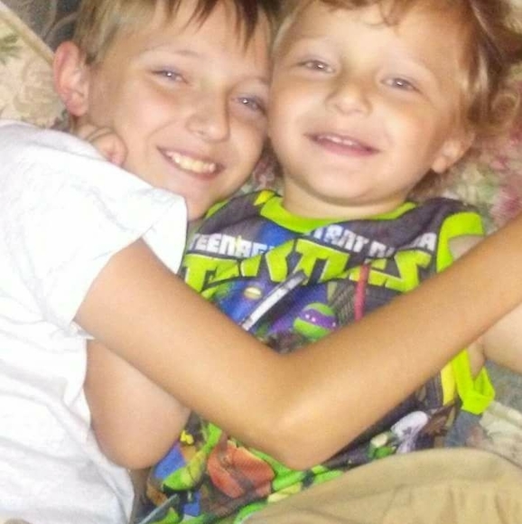 Profile Picture of Lindsay Pearson (@lindsaypears470) on Poshmark