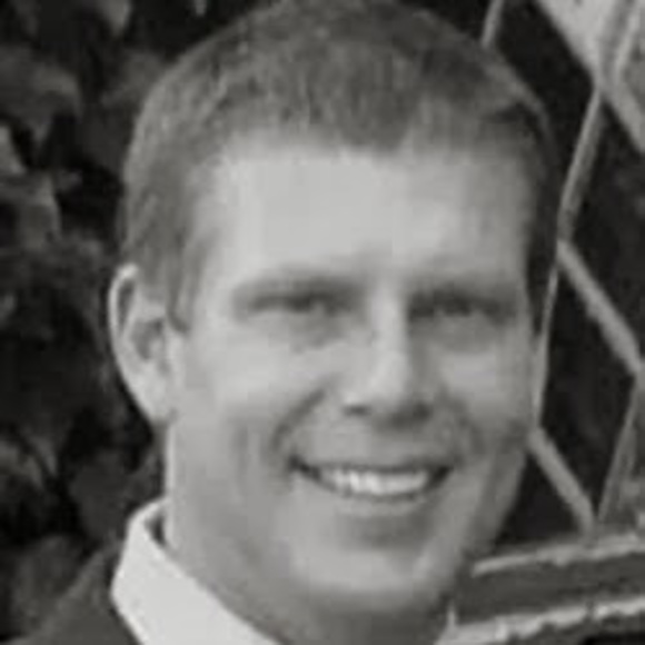 Profile Picture of Jeremy Ringer (@jeremyringer) on Poshmark