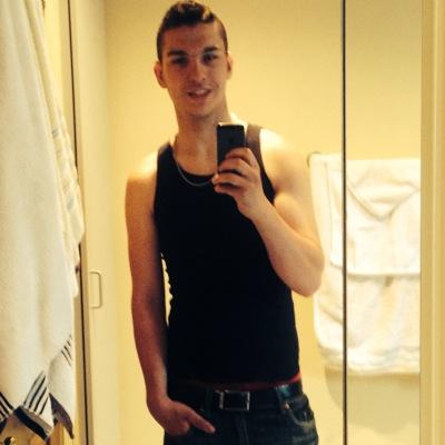 Profile Picture of Andrew P.bouchard (@johnny_ckel) on Twitter