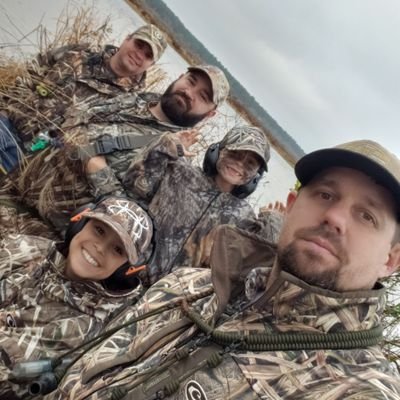 Profile Picture of Joshua Cooley (@jcool827) on Twitter