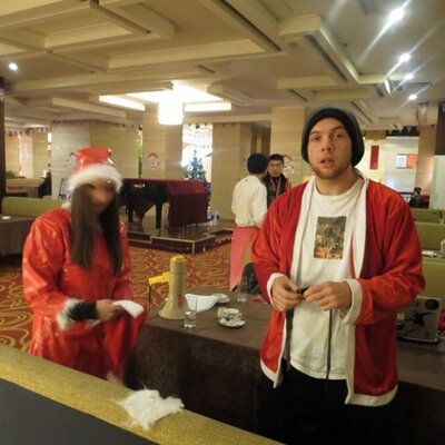 Profile Picture of Blair Wilson (@HairasaurusRex) on Twitter