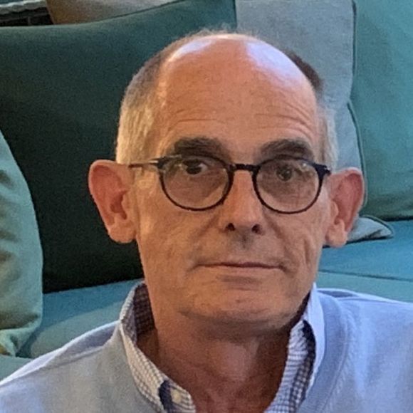 Profile Picture of Jonathan Hopewell (@jonathanhopewel) on Poshmark