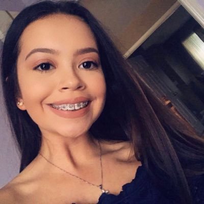 Profile Picture of Jasmin Tapia (@jasminn_tapiaa) on Twitter