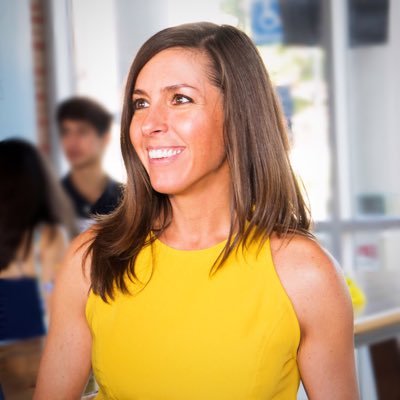 Profile Picture of Nicole Peters (@NikkiP_4) on Twitter