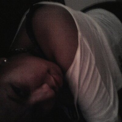 Profile Picture of Dominique Burrell (@datbiitchmalata) on Twitter