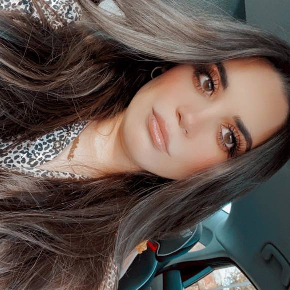 Profile Picture of Alexandra Sotomayor (@alexandrasot675) on Poshmark