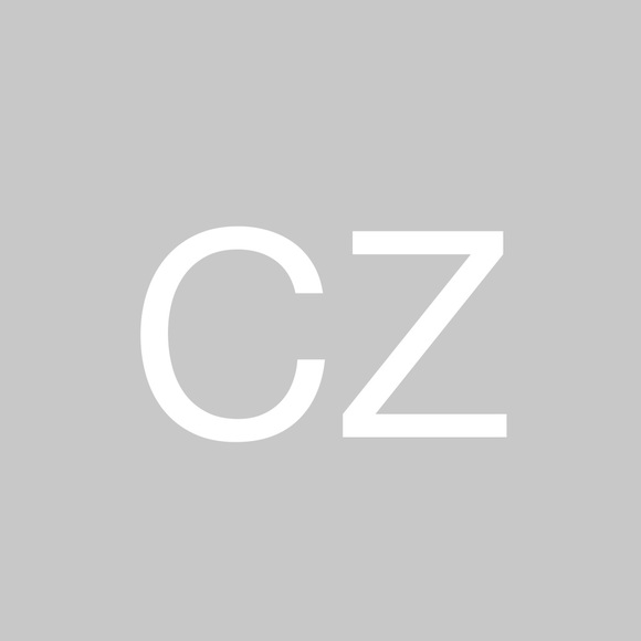 Profile Picture of Cora Zandt (@corazandt) on Poshmark