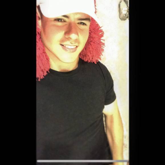 Profile Picture of Fabian Sanchez (@fabians96) on Poshmark