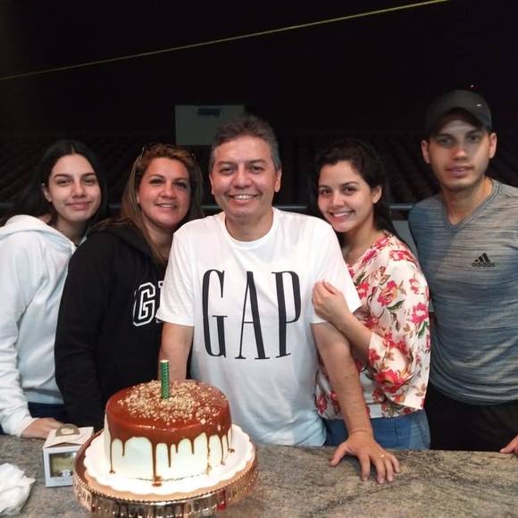 Violeta Amelunge - Poshmark Profile Picture of Violeta Amelunge (@violetaamelunge) on Poshmark