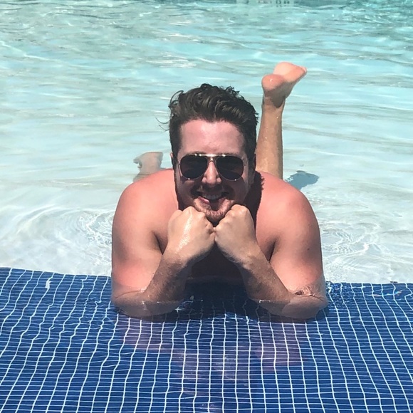 Profile Picture of Matt Metcalf (@mattamet) on Poshmark