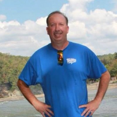 Profile Picture of David Presnell (@dgpresnell) on Twitter