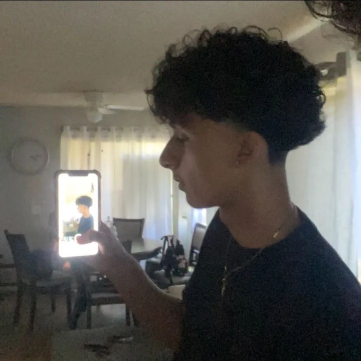 Profile Picture of jonathan (@jonathannotfake) on Tiktok