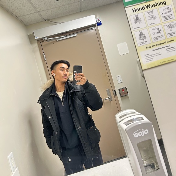 Profile Picture of Sanjay Shrestha (@sanjayshrestha6) on Poshmark