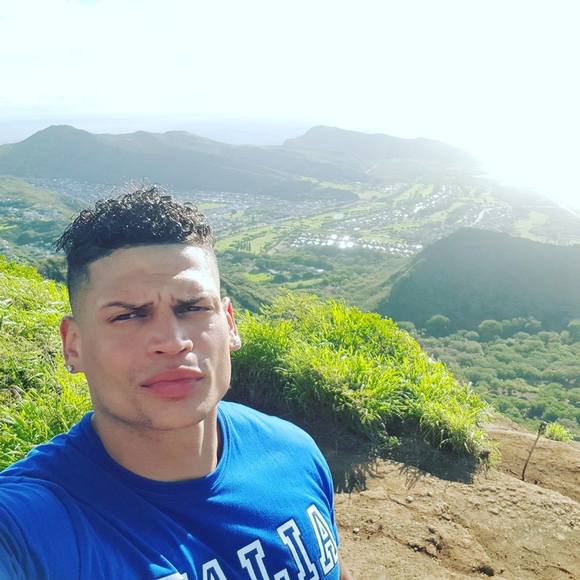 Profile Picture of Felix Andujar (@felix_andujar) on Poshmark