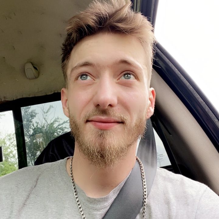 Profile Picture of Kenneth Burns (@kennethb_1999) on Tiktok