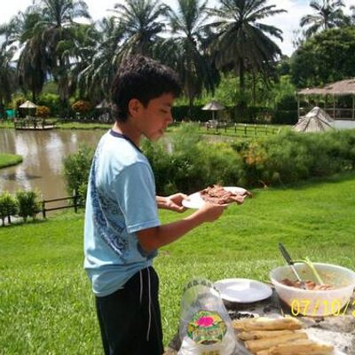 Profile Picture of Carlos Castaño (@carloscastano16) on Twitter