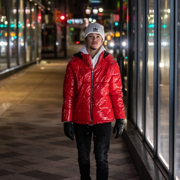 Profile Picture of Jordan Starks (@jstarx123) on Poshmark