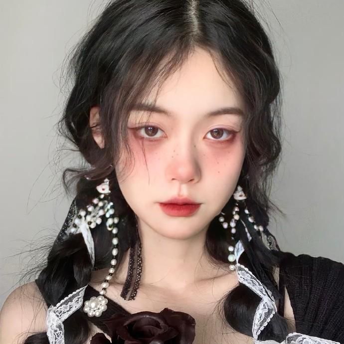 Profile Picture of Hazel Benedict🤩 (@user951481058481) on Tiktok