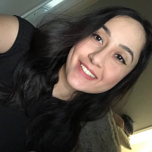 Profile Picture of Eduarda Amorim (@amorim) on Poshmark