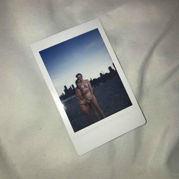 Profile Picture of Bailey Paradis-hatch (@bayparadishatch) on Poshmark