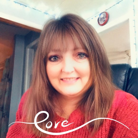 Profile Picture of Sandy Mccarley (@sandymcc) on Poshmark