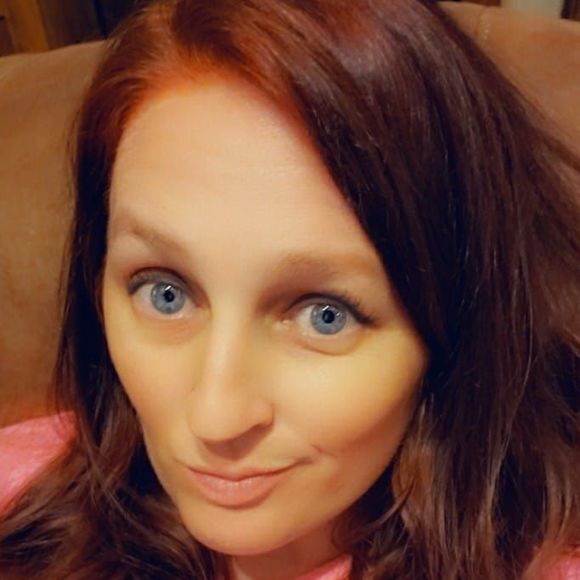 Profile Picture of Kathy Seekamp (@kreyna23) on Poshmark