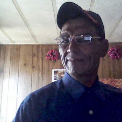 Profile Picture of Emilio Ayala (@emilioayala44) on Twitter